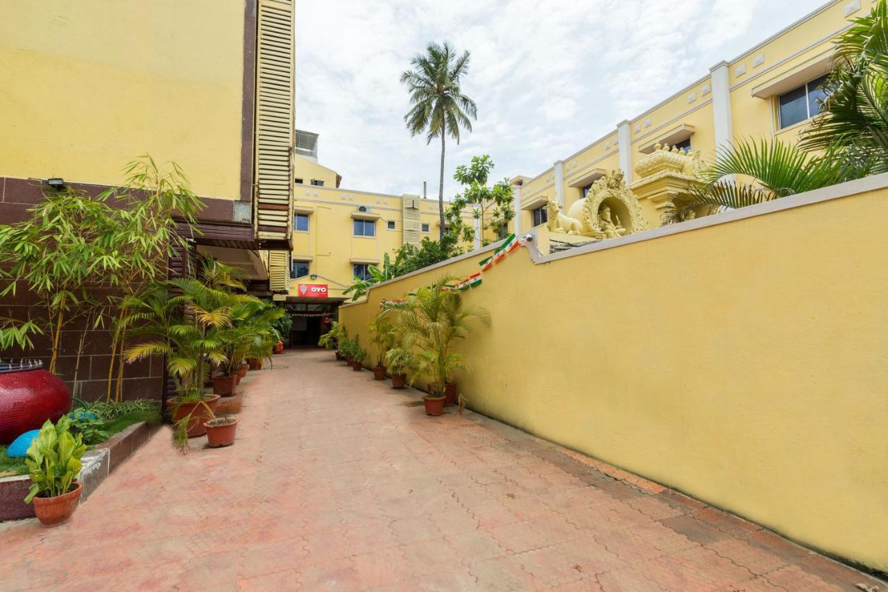 Stayeasy Majestic Bangalore Exterior foto