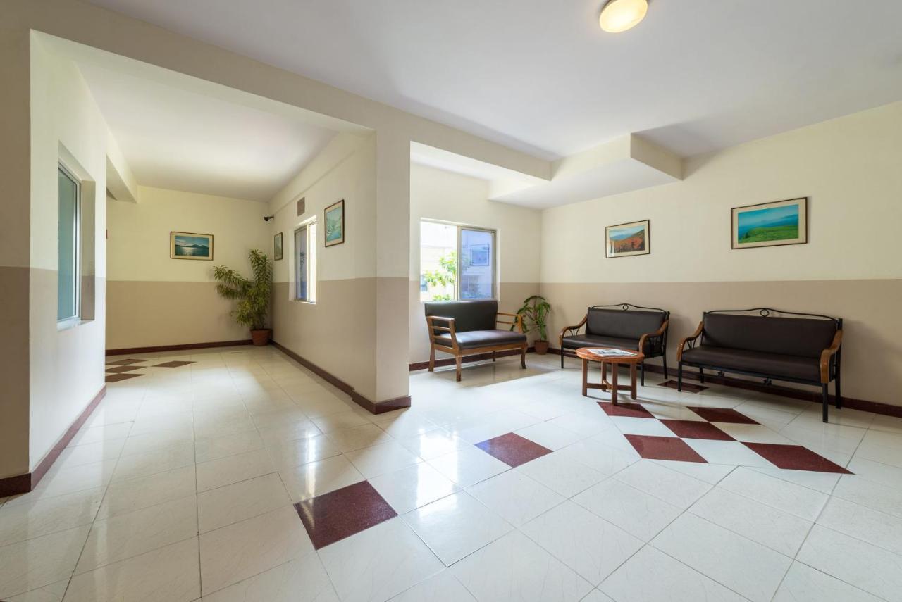 Stayeasy Majestic Bangalore Exterior foto